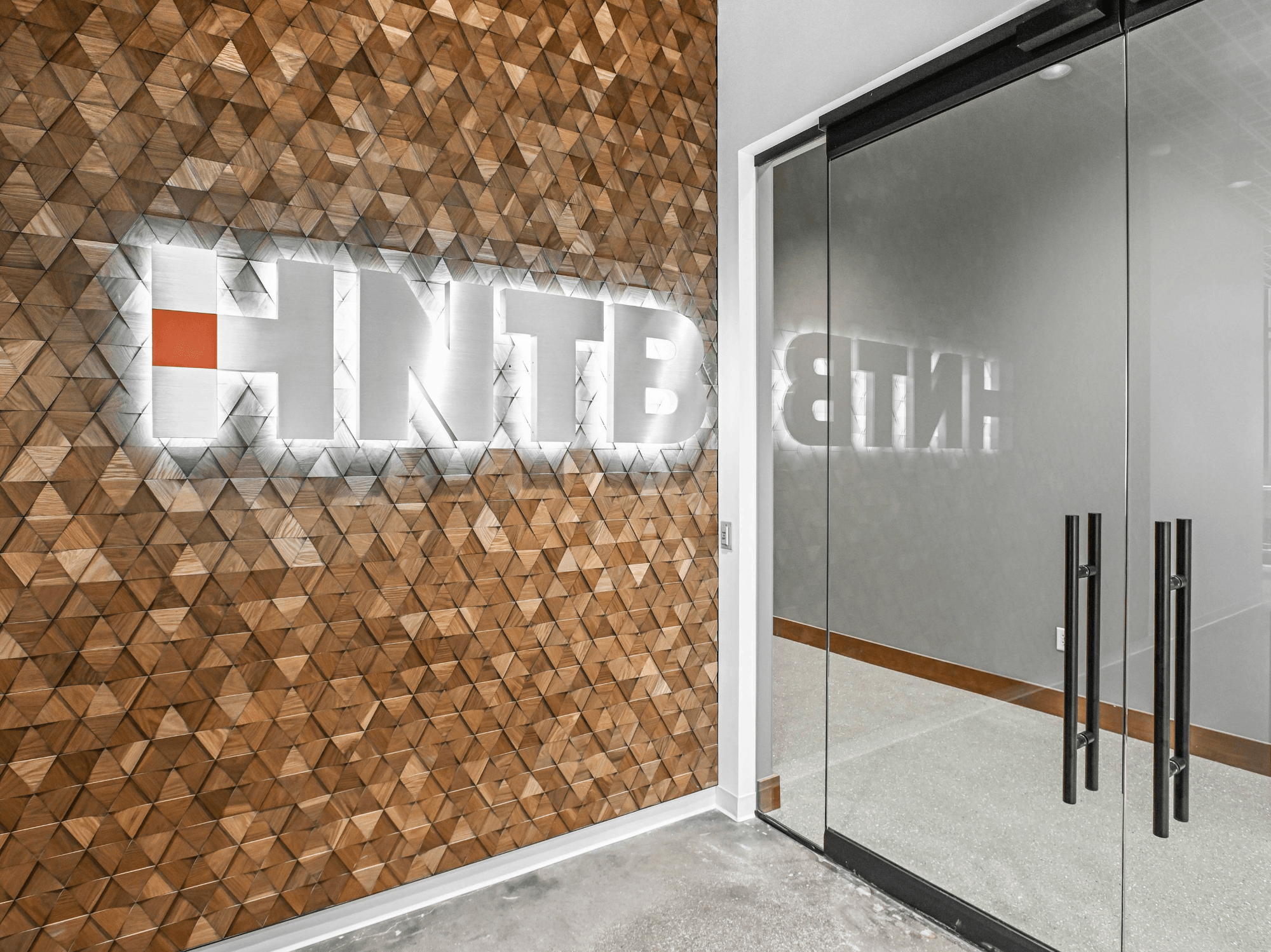 HNTB Atlanta_Illuminated Ethos